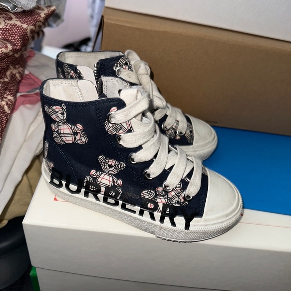 【関税＆送料込み】Burberry Sneakers A369CCF9-E5A6-4E24-A97A-